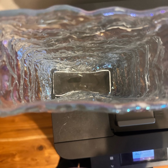 Iridescent Glass Vase - Picture 5 of 8